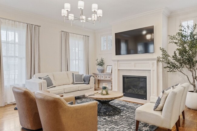 Building Photo - 1036 Clifton St