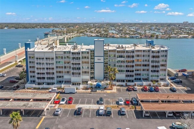 Building Photo - 500 Treasure Island Causeway Unit 205