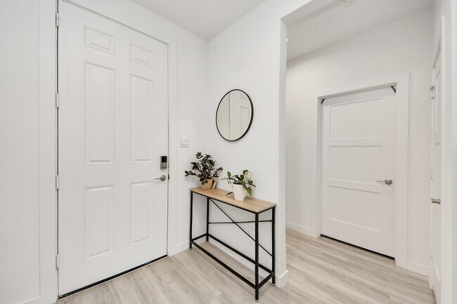 Photo - 1548 Dawn Hbr Dr