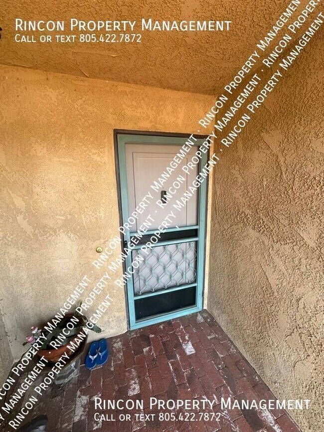 Photo - 2051 Airedale Ave