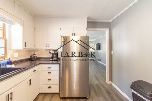 Photo - 5th Avenue SE Duplex Unit 515