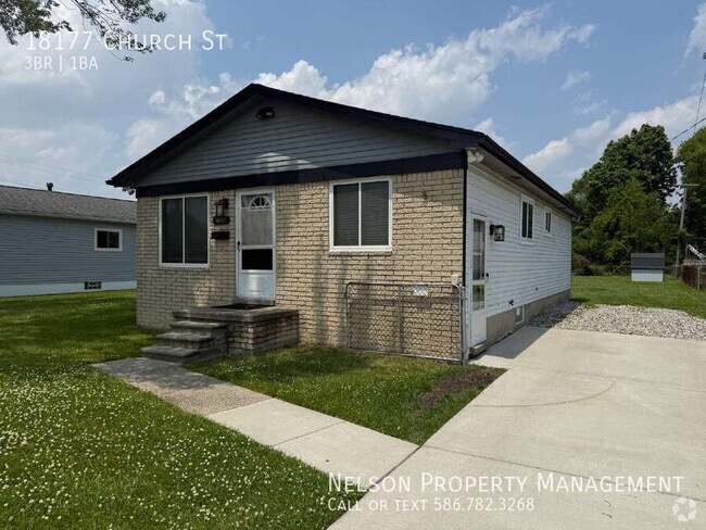 Building Photo - 18177 Church St Rental