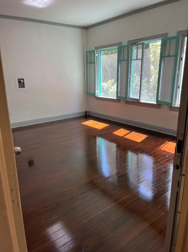 Building Photo - 335 S Rampart Blvd Unit 200