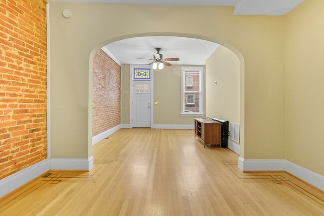 Photo - 1112 S Bouldin St