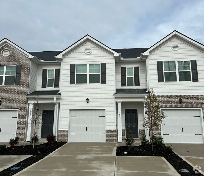 Building Photo - NEW AIKEN TOWNHOME