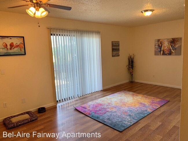 Photo - 703 S Independence St