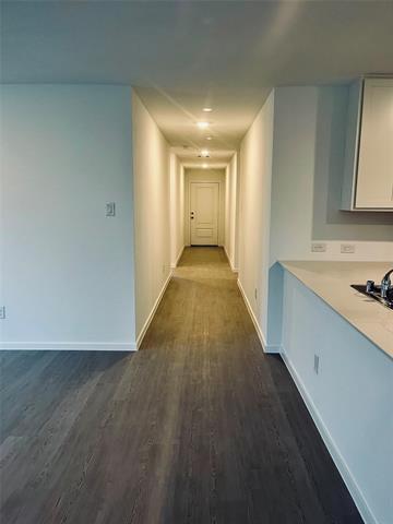 Photo - 2048 Stable Ln