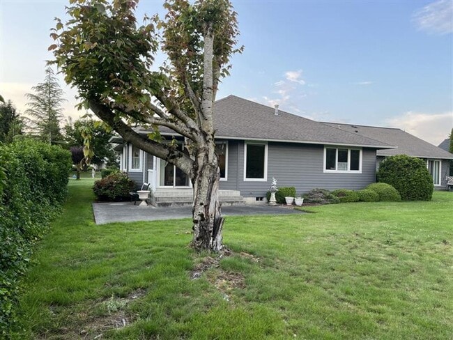 219 W Maberry Dr Unit 219 Maberry Dr Unit B