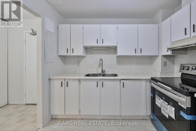 Photo - 45 Bredin Pkwy Unité 305