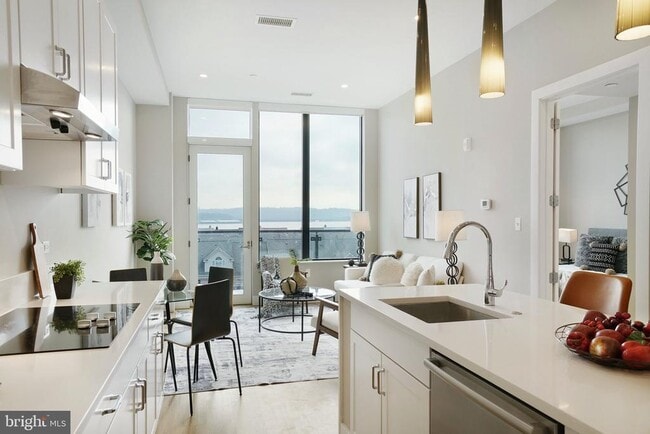 Photo - 801 N Fairfax St Unit 421