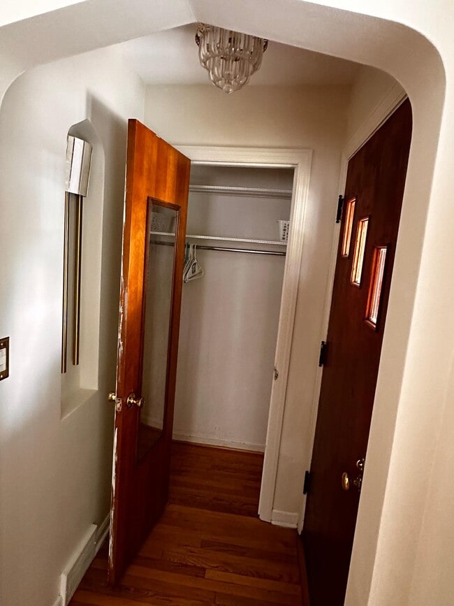 Photo - 5238 N Larned Ave