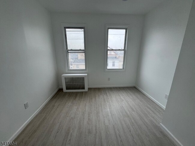 Photo - 793 E 19th St Unit 3