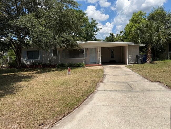 Photo - 530 Byron Rd