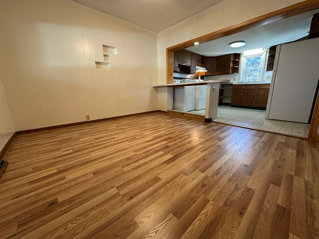 Photo - 111 S Titus Ave