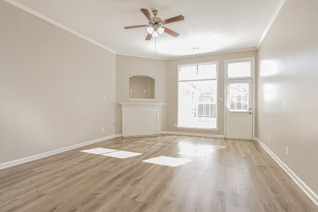 Photo - 20 Garden Springs Dr