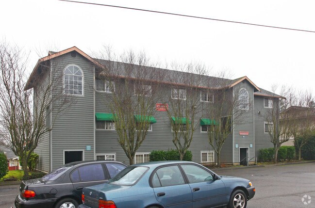 Los apartamentos de 7605 Pacific Ave - Madrona Apartments