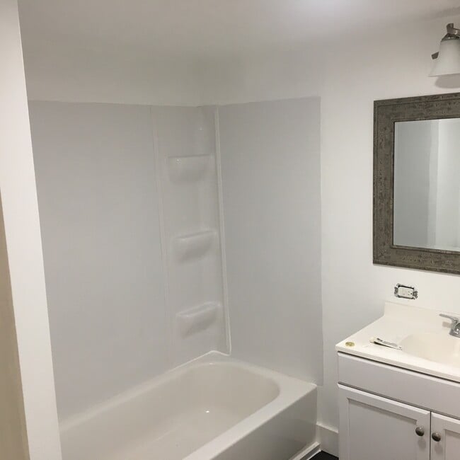 Photo - 206 N Main St Unidad 206