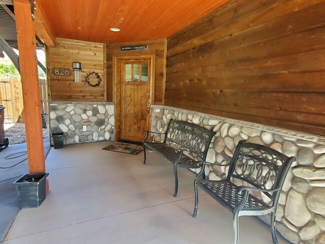 Photo - Beautiful Twin Home