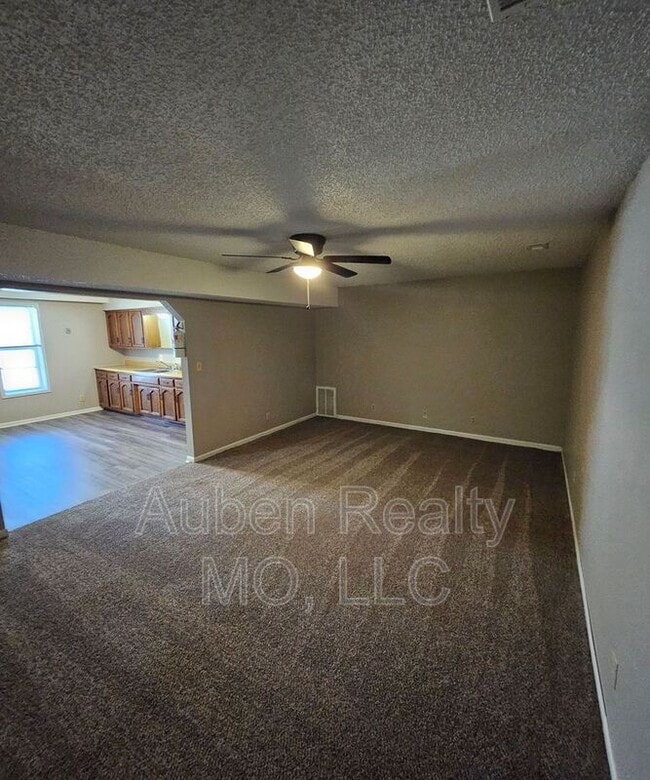 Photo - 11757 Wood Oak Ave Unit 1