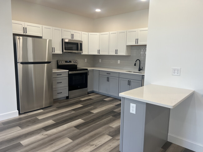 Kitchen - 24 S Elm St Apartments