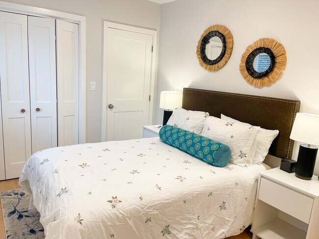 Photo - 75 Thorndike St Unit 2