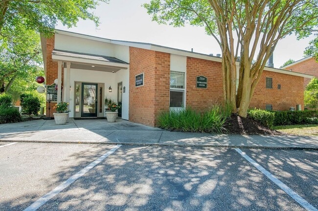 Leasing Office