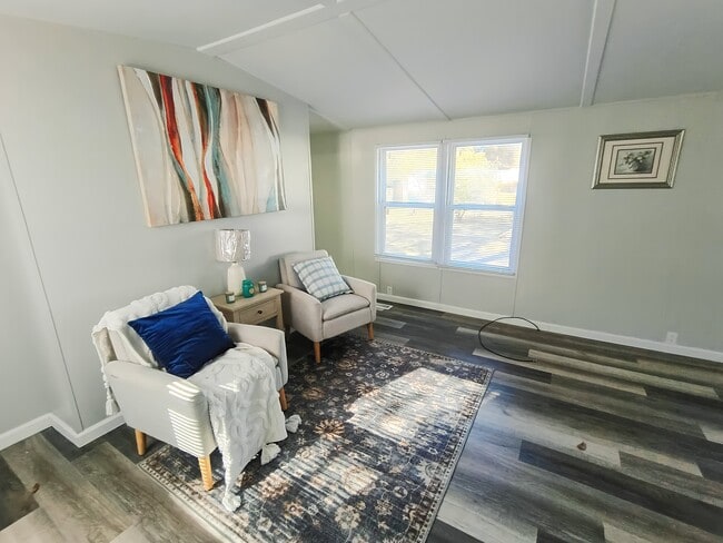 Photo - Centralia Estates