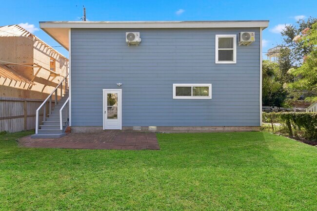 Photo - 1415 Avenue H