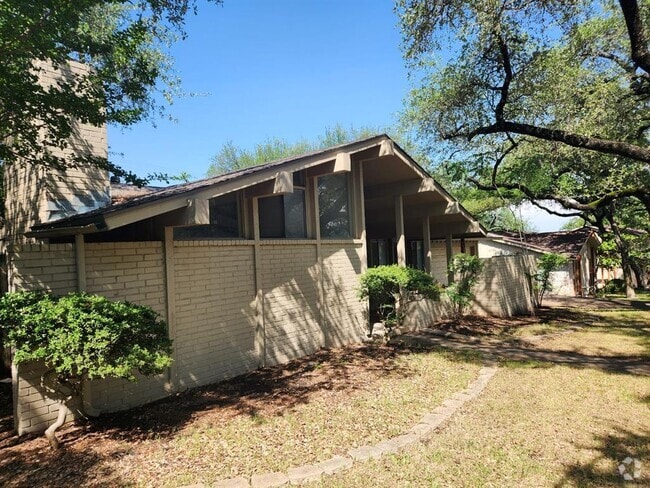 Building Photo - 4106 Greystone Dr Rental