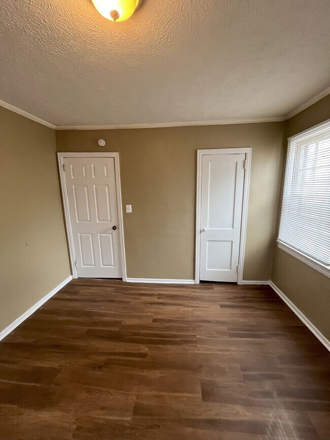 Photo - Relax on the Porch: Cozy 2-Bedroom Home in Talladega!!!