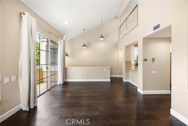 Photo - 12 Opera Ln