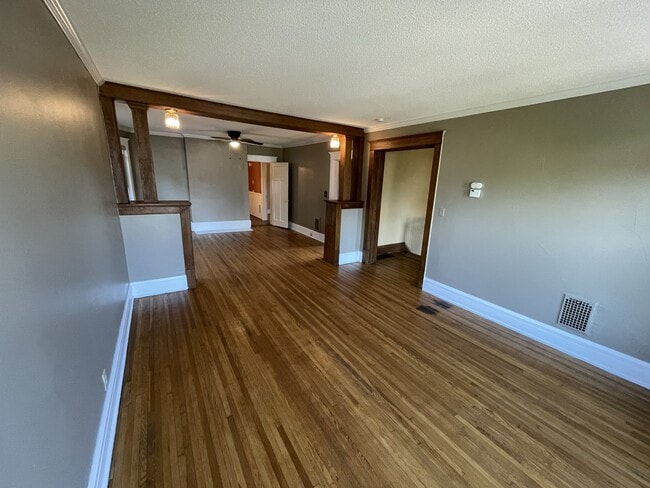Photo - 67 Olcott Ave Unit Upper