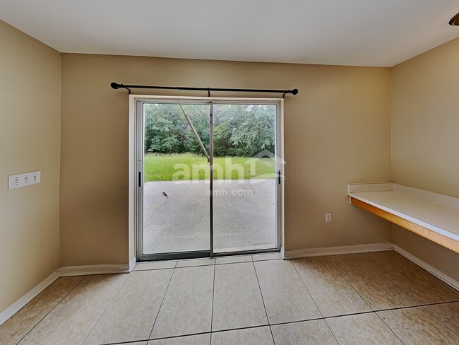 Photo - 30500 Birdhouse Dr