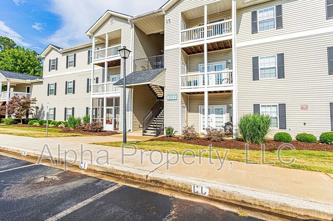 Photo - 531 McKenna Cir