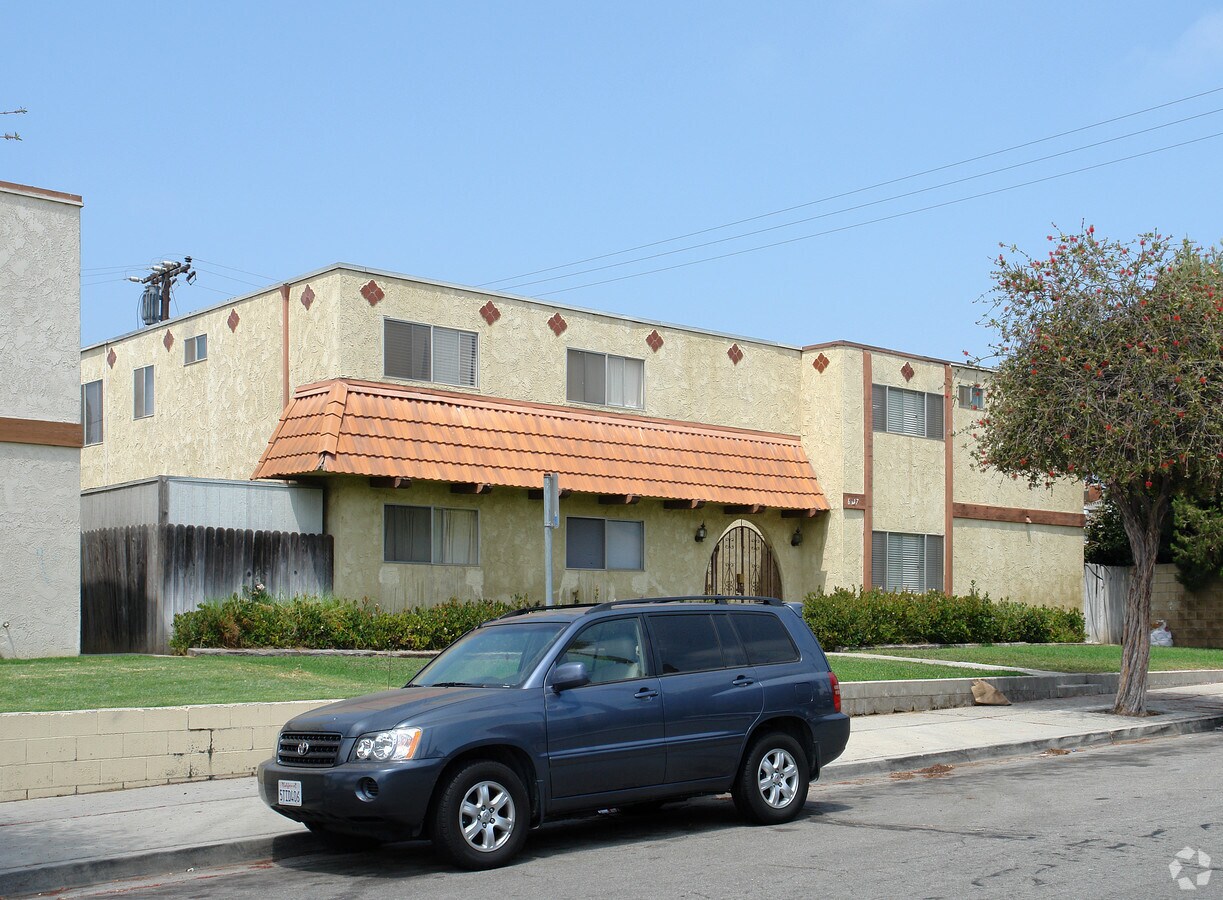 Photo - 6417 Hummingbird St