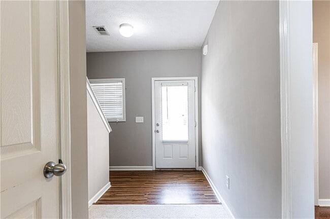 Photo - 201 Ridge Mill Dr