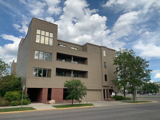 Photo - 703 N 29th St Unit Phoenix Flat