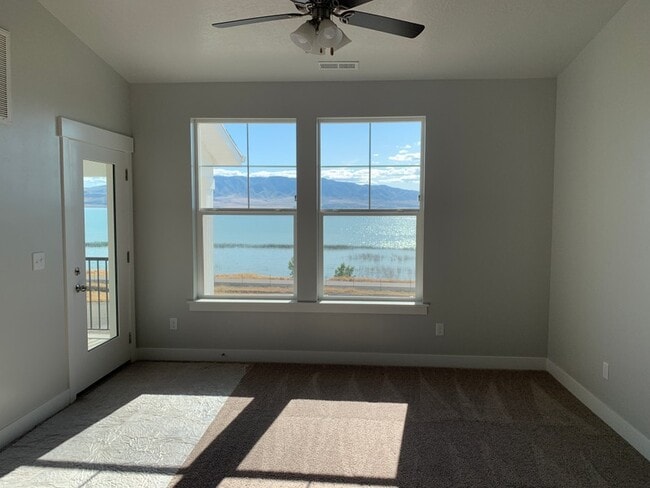 Photo - 589 N 360 W