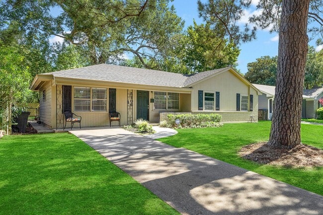 Photo - 5106 De Lange Ln