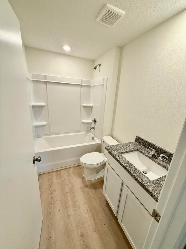 Photo - 505 N 27th St