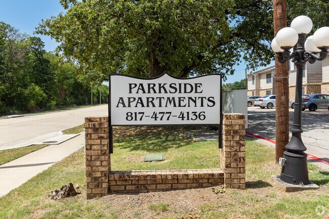 Parkside Apartments - Parkside Apartments