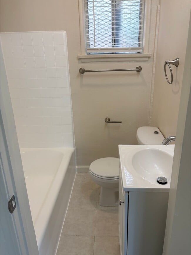 Photo - 242 E Del Amo Blvd Unit A