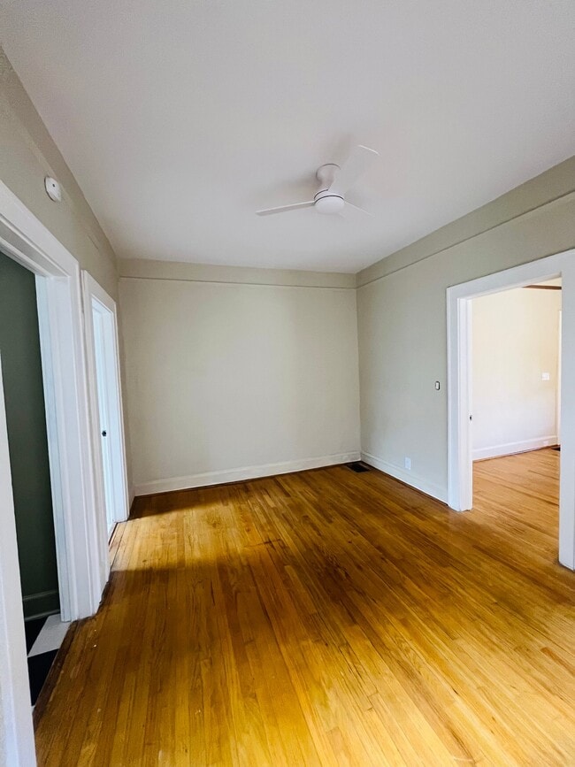 831 King St Unit 1