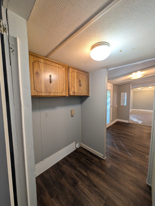 Photo - 143 Ransdell Ln