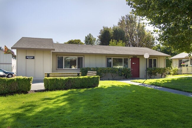 Photo - 1220 W 8th St Unidad 50