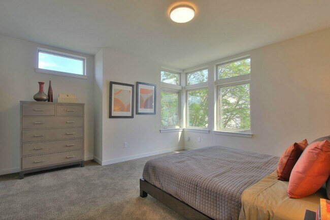 Photo - 2611 NW 65th St