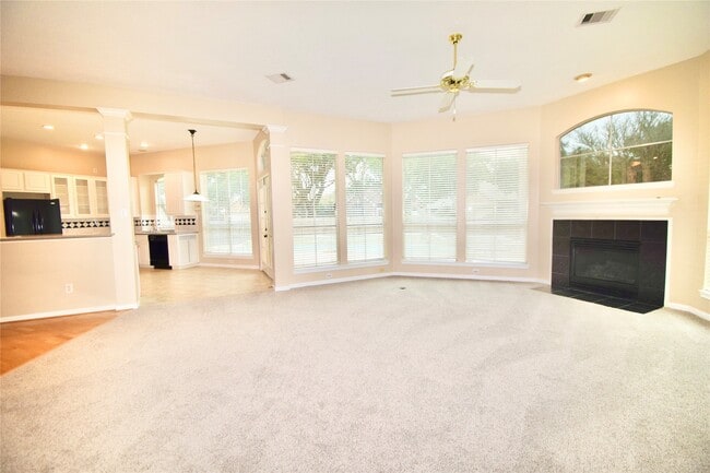 Photo - 514 Avery Dr