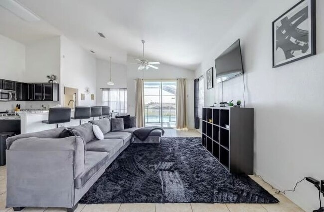 Photo - 1005 Corvina Dr