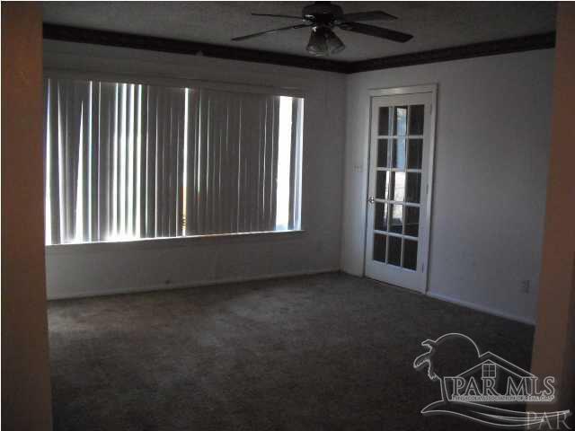 Photo - 701 E Montclair Rd