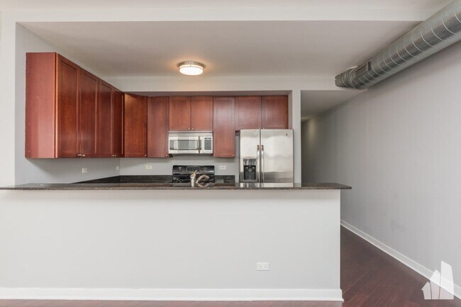 Photo - 3550 W Montrose Ave Unidad 303
